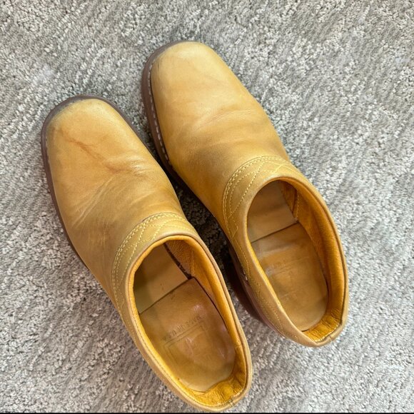 FRYE MULES - VINTAGE GOLD/MUSTARD COLOR - Picture 3 of 4